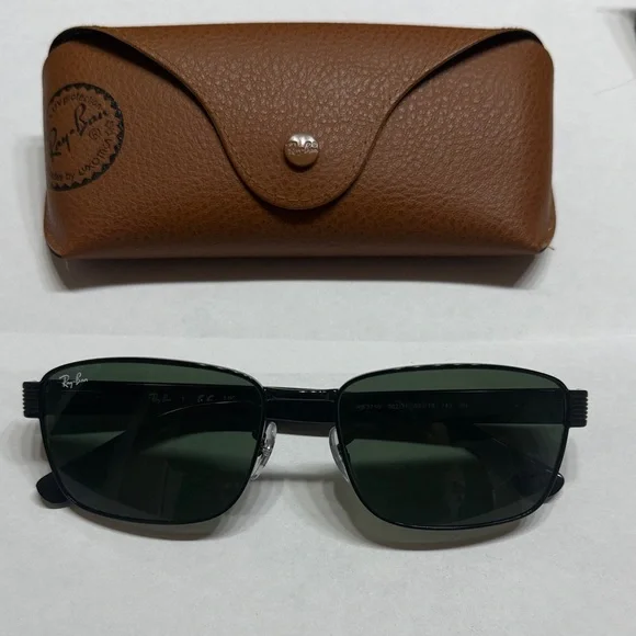 Ray-Ban | Accessories | Rayban Black Rb 375 Sunglasses With  display picture 1